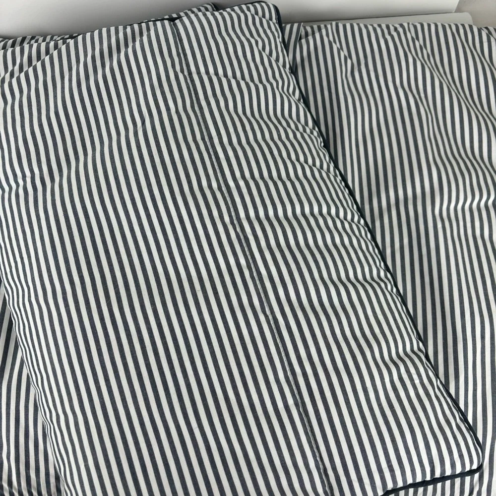Pottery Barn-Wheaton Percale Striped Comforter Sham Set(2)Standard - Picture 15 of 16